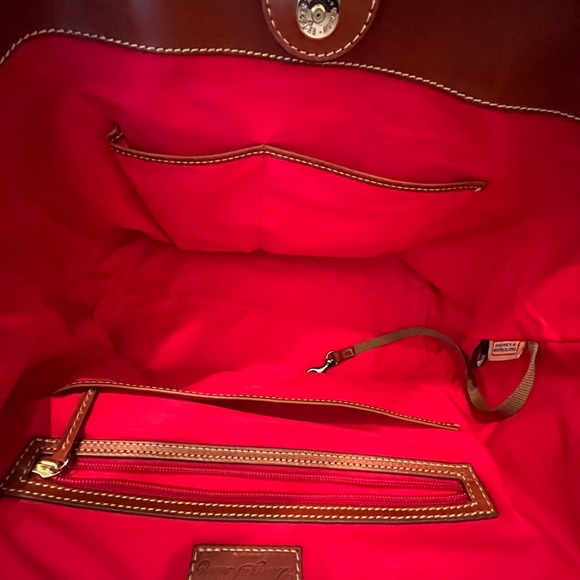 Dooney & Bourke Tote - Picture 5 of 8